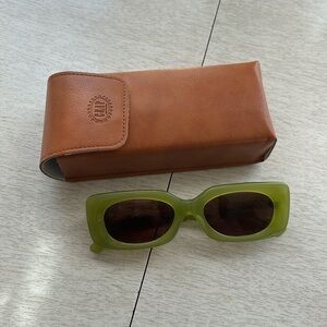 Crap sunglasses with case